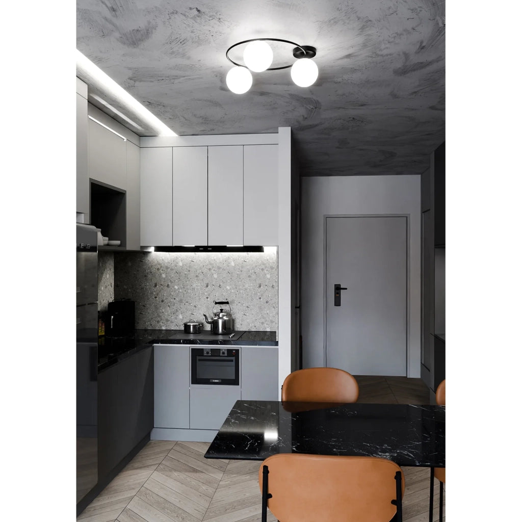 Plafoniera Minimal 3 Luci Perseo In Acciaio Nero E Sfere In Vetro Bianco