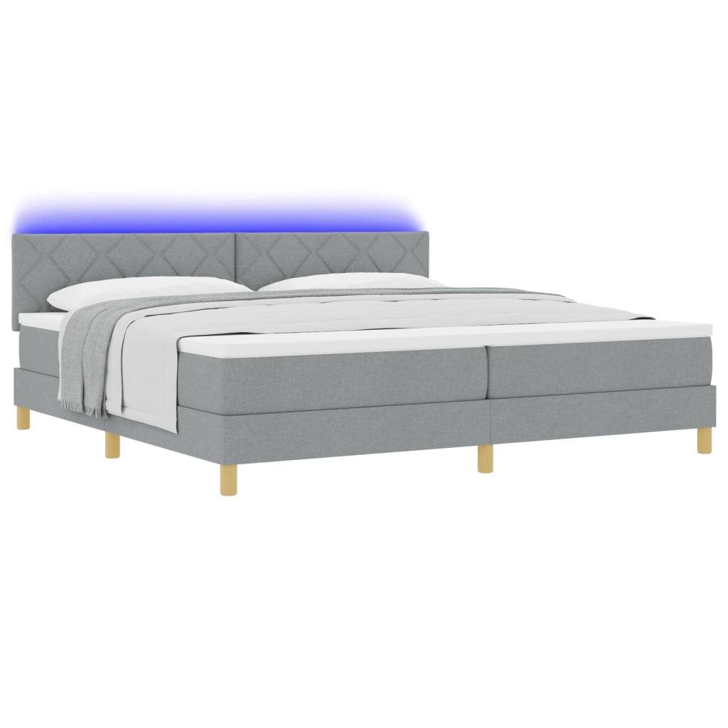 Letto a Box Spring con Materasso e LED Grigio Chiaro 200x200 cm Tessuto