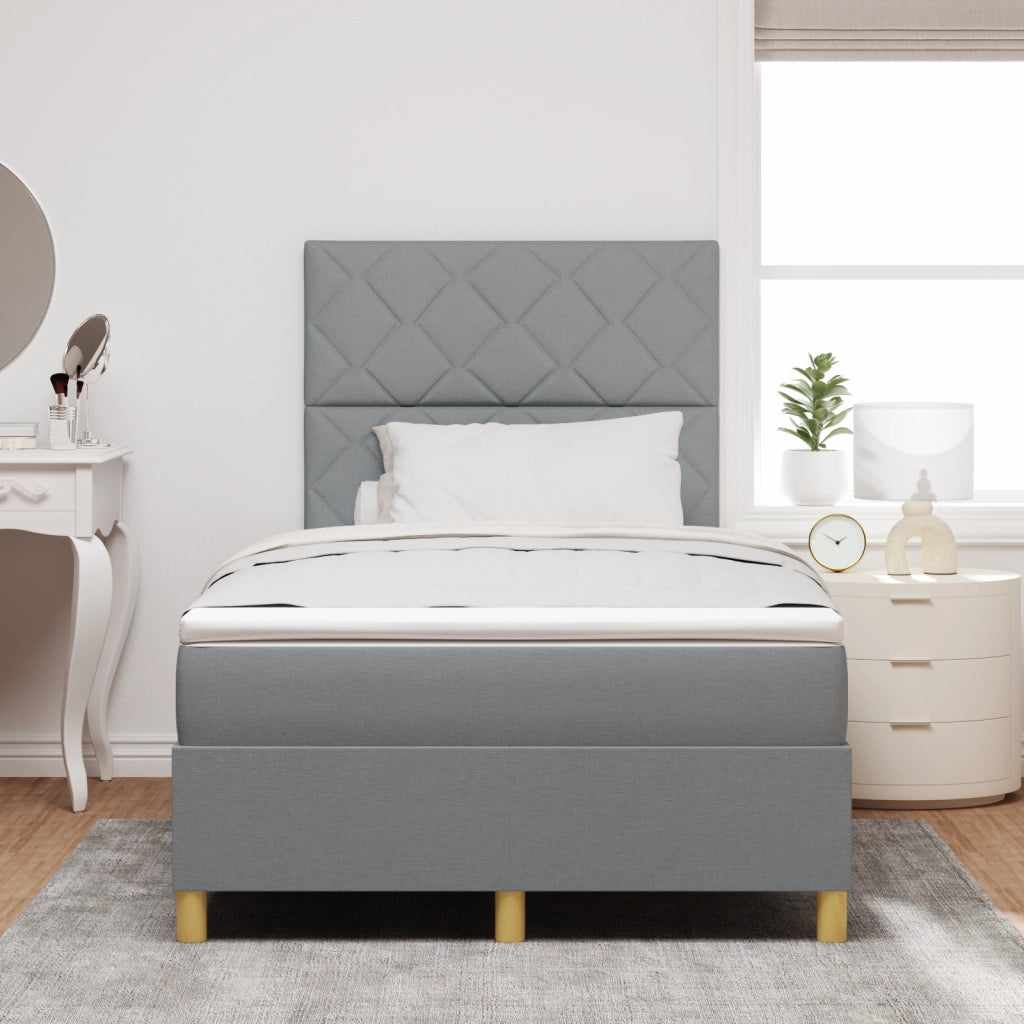 Letto a molle con materasso & LED Grigio chiaro 120x200 cm Tessuto