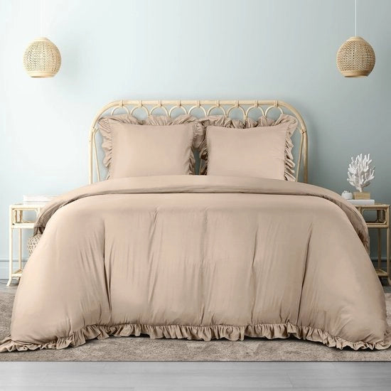 Set di coperte da letto eleganti con effetto ruché 220 x 240 cm - Coperta da letto microfibra 200 x 200 cm + 2 cuscini con coperture 65 x 65 cm - Beige