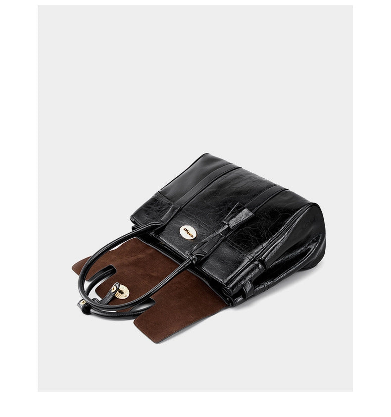 Borsa tote di grande capacit¨¤ in vera pelle morbida, nera