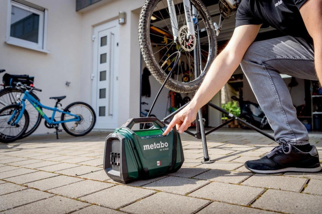 Metabo AK 18 MULTI compressore ad aria 16 l/min Batteria