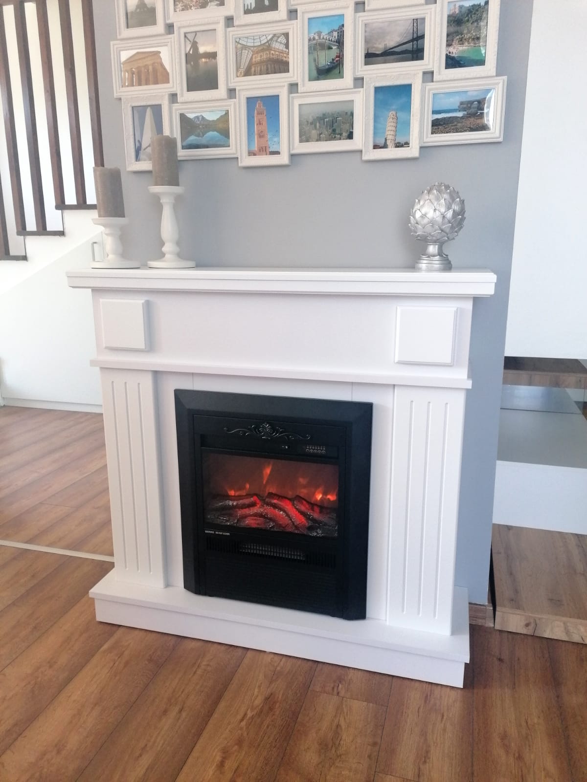 Camino Elettrico da Pavimento 99,7x103,4x27 cm Effetto Fiamma 2000W Marina & Cristina Bianco