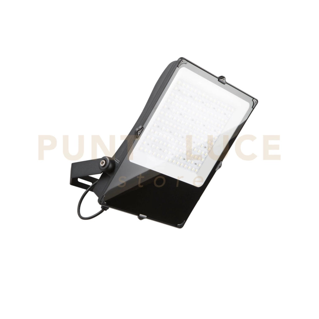 PROIETTORE LED GIOVE NERO 300W 47150LM 6000K IP66 39,2X5,8X49,7CM