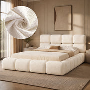 Letto matrimoniale imbottito 180x200 cm design nuvola con testiera imbottita e rete a doghe; bouclé bianco