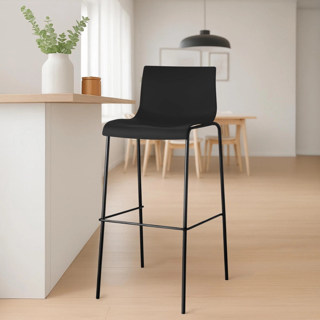 Set di 2 sgabelli da bar Hoover con struttura a 4 piedi in plastica nera 5
