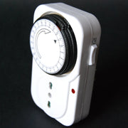 Trade Shop - Timer Programmatore Meccanico Analogico Giornaliero Con Presa Bipasso 16a 24 Ore -