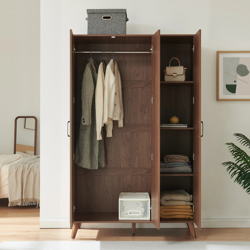 Armadio Guardaroba Norg con 3 Ante e 4 Scomparti 191x120x52 cm - Effetto Noce [en.casa]