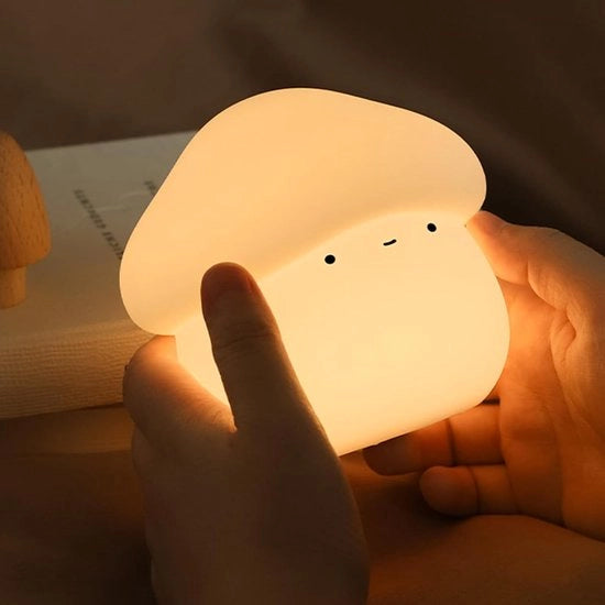 Lampada Notturna per Bambini - Lampada a forma di Funghetto - Lampada da Letto in Silicone - Lampada LED Ricaricabile - Regolabile con il Tasto - Con Timer - Decorazione per Camera da Bambini