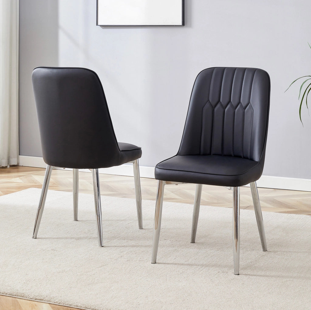 Sedia da pranzo nera in similpelle con gambe in metallo argento, design moderno e minimalista