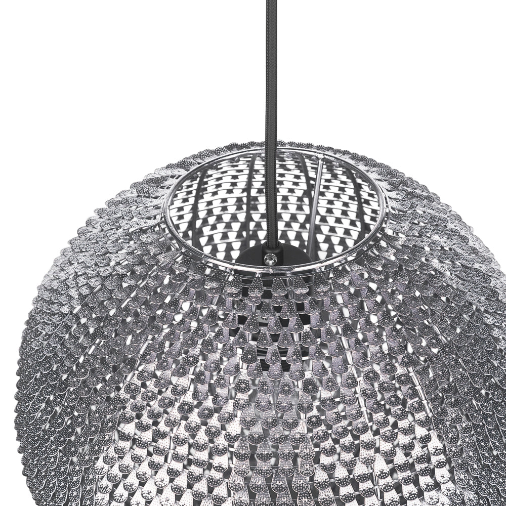 Lampada a sospensione in metallo argentato a forma di globo
