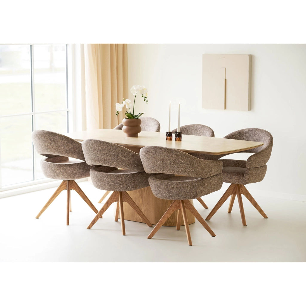 Sedia da pranzo Dover girevole in tessuto marrone gambe quercia naturale