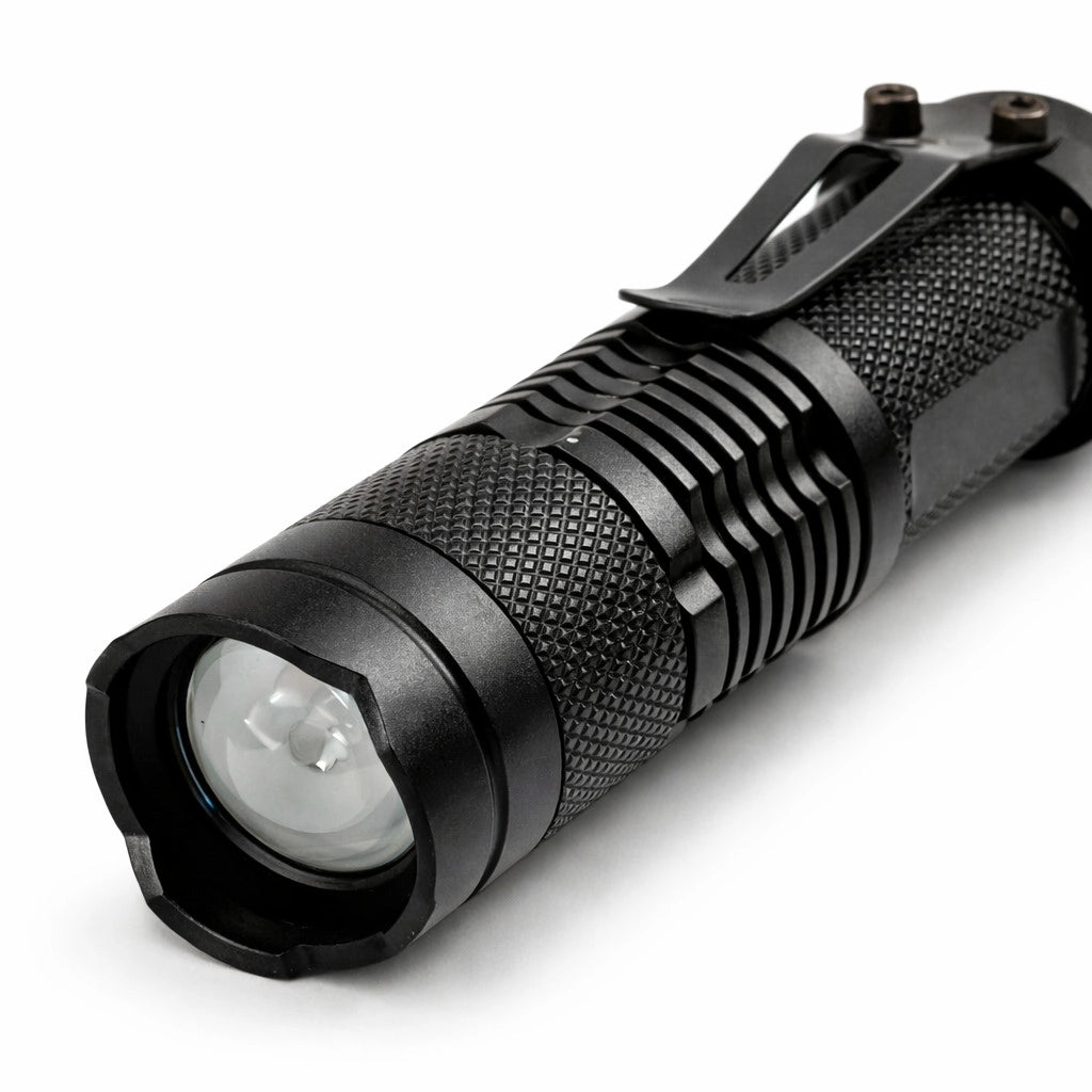 MINI TORCIA LUCE BIANCA LED 3 W LUMEN RICARICABILE RESISTENTE GANCIO SEGNALATORE