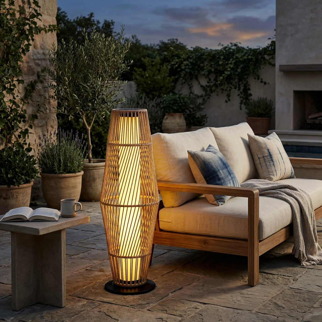 Lanterna Solare da Esterno in Resina Intrecciata ¨C zephmum ¨C Sabbia 26x26x68cm