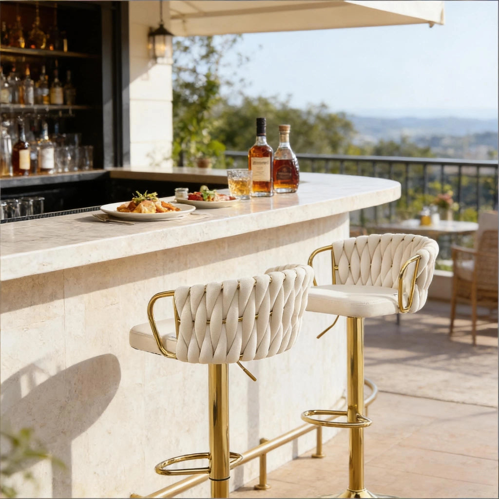Set 2 sgabelli da bar girevoli in velluto crema bianco con altezza regolabile e braccioli