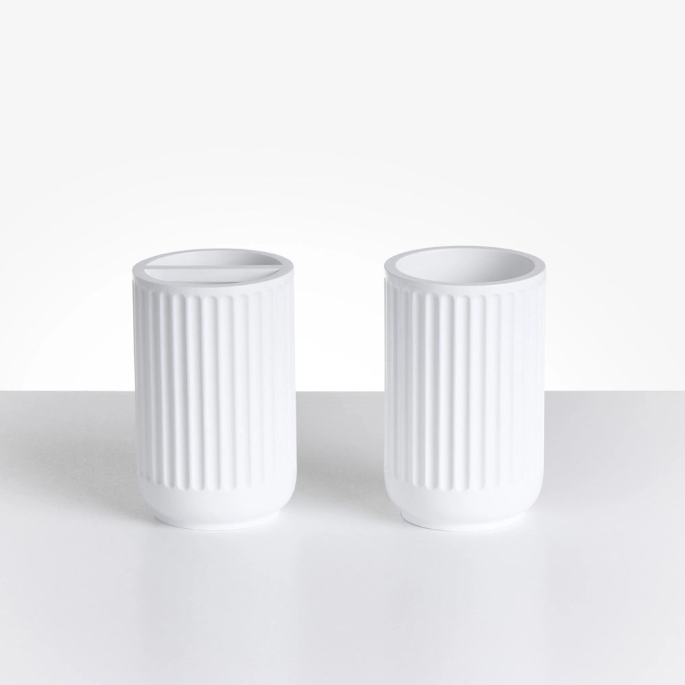 Set di 5 accessori da bagno in poliresina bianca Dispenser per sapone Portaspazzolino Porta spazzolino da bagno