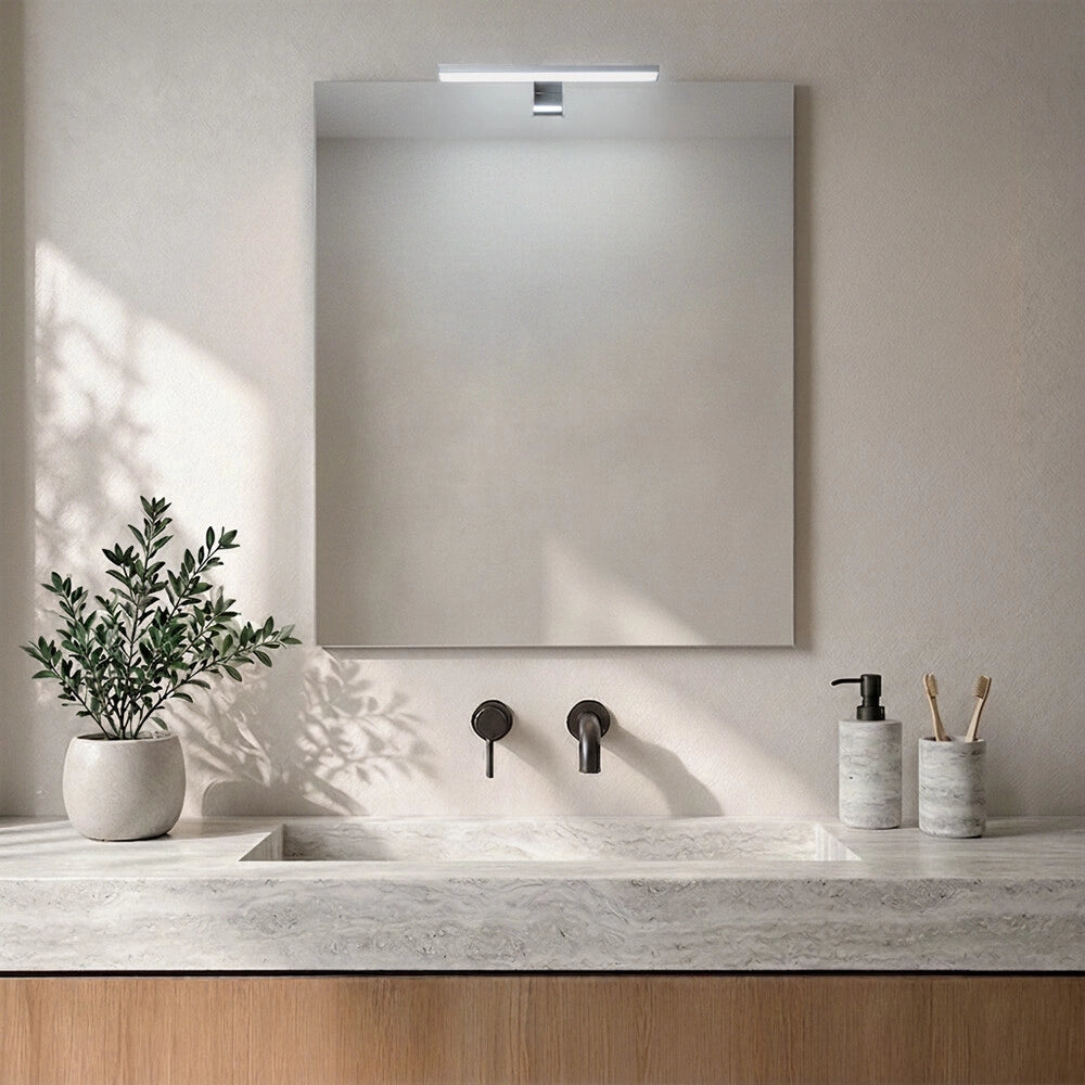 Specchio bagno 60x70 cm reversibile con lampada a luce LED fredda
