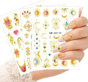Nagelstickers 3D - Rilievi Solari, Luna e Fiamma a Cuore in Oro per Manicure