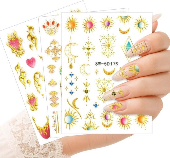 Nagelstickers 3D - Rilievi Solari, Luna e Fiamma a Cuore in Oro per Manicure