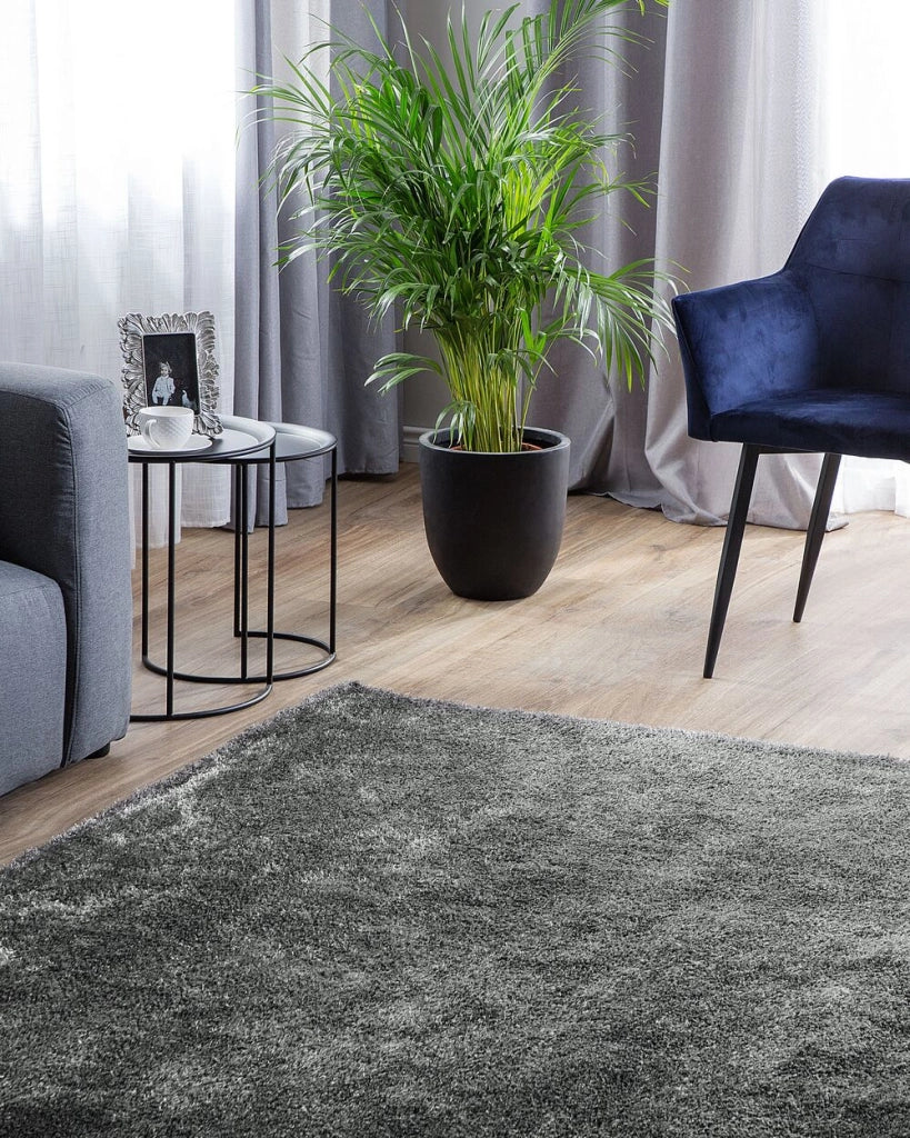 Tappeto shaggy grigio scuro 200 x 200 cm moderno tappeto quadrato trapuntato a Pelo Lungo