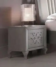 Comodino moderno mod gioia in legno di frassino color grigio anticato