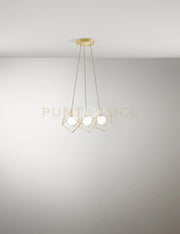 Sospensione in metallo colore oro Cube  3 luci attacco G9 d.45cm