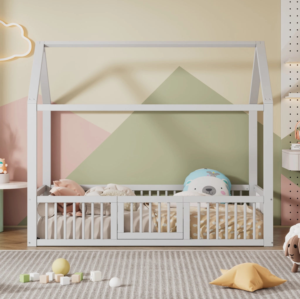 Letto a casetta per bambini 90x200 cm in legno bianco con sponde e porticina