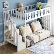 Letto a soppalco per bambini con scala, ripiani e decorazioni luna e stelle