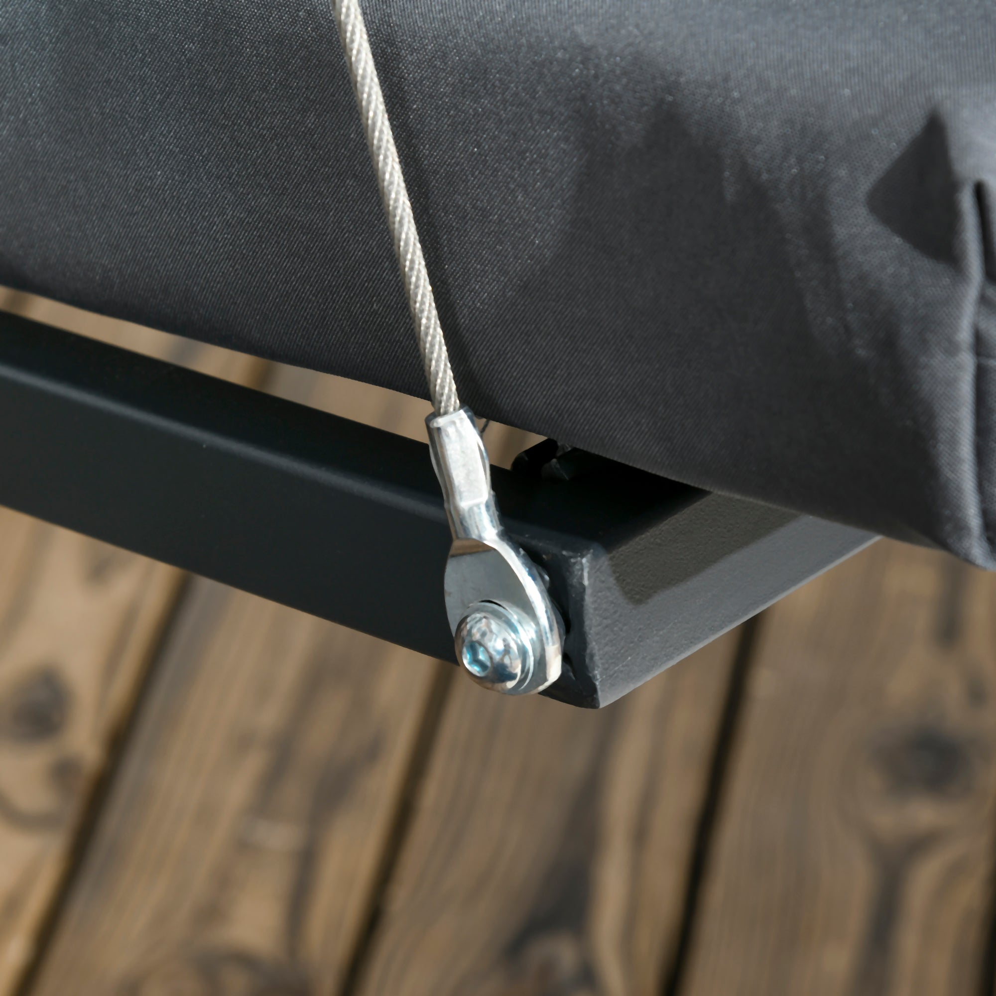 Dondolo da Giardino 3 Posti 202x115x168 cm con Tettuccio Regolabile in Acciaio e Poliestere Grigio Scuro