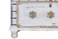 Cassapanca in massello di mango intagliato e metallo