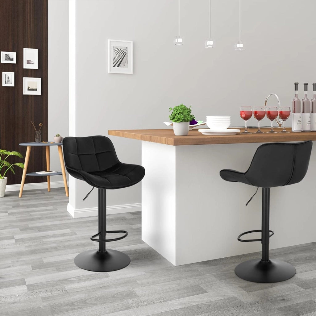 Sgabello da Bar Moderno, Sgabello da Cucina con Schienale e Poggiapiedi, Sedia Alta Girevole e Regolabile con Seduta Imbottita in Velluto, Altezza Sedile, Nero