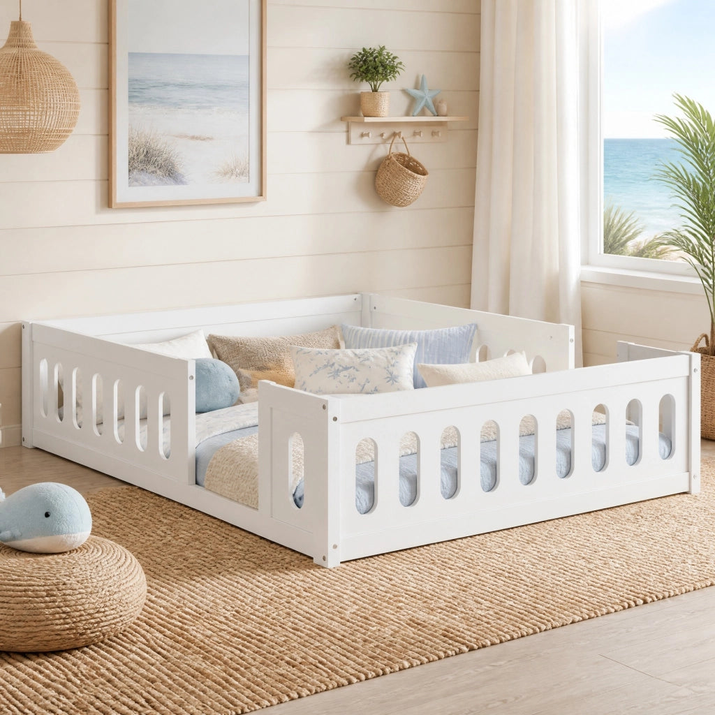 Letto a piattaforma 140 × 200 cm con recinto semichiuso in legno e MDF bianco; altezza 40 cm