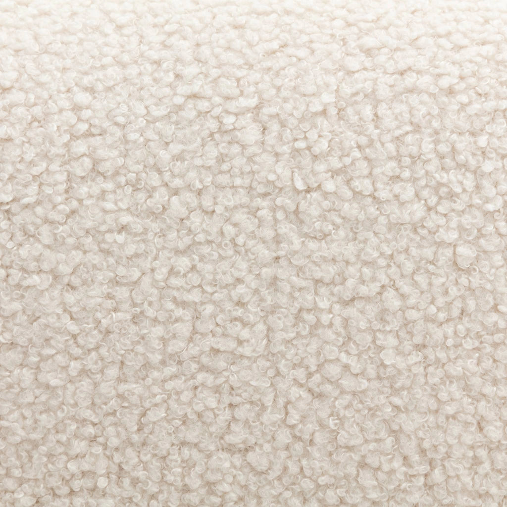 Poltrona scandinava in legno di hevea e bouclé, bianco