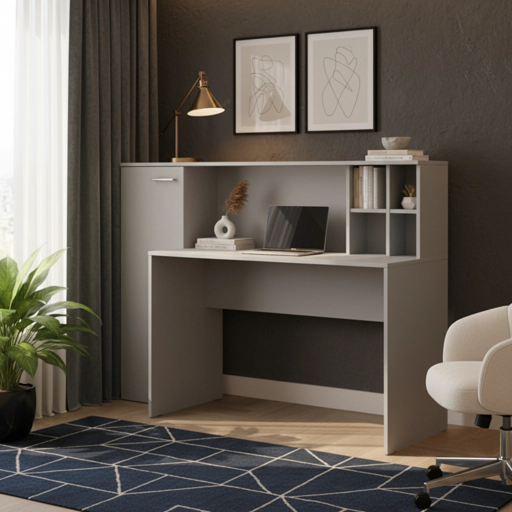 Scrivania FAUSKE - Spaziosa - Con Armadietto - Bianco - Larghezza 153 cm, Altezza 116 cm, Profondit? 54 cm