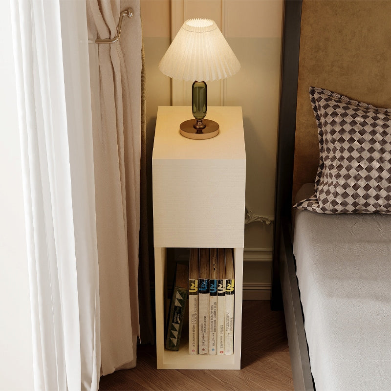 Comodino con cassetto tavolino con ripiano moderno camera da letto 55 cm