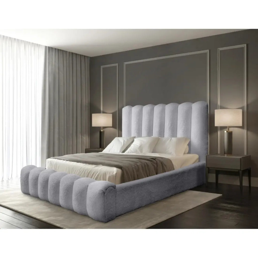 Letto con contenitore BADJA – Tessuto bouclé Perla d'alba – 140x200 cm – Rete sollevabile – Design di alta gamma
