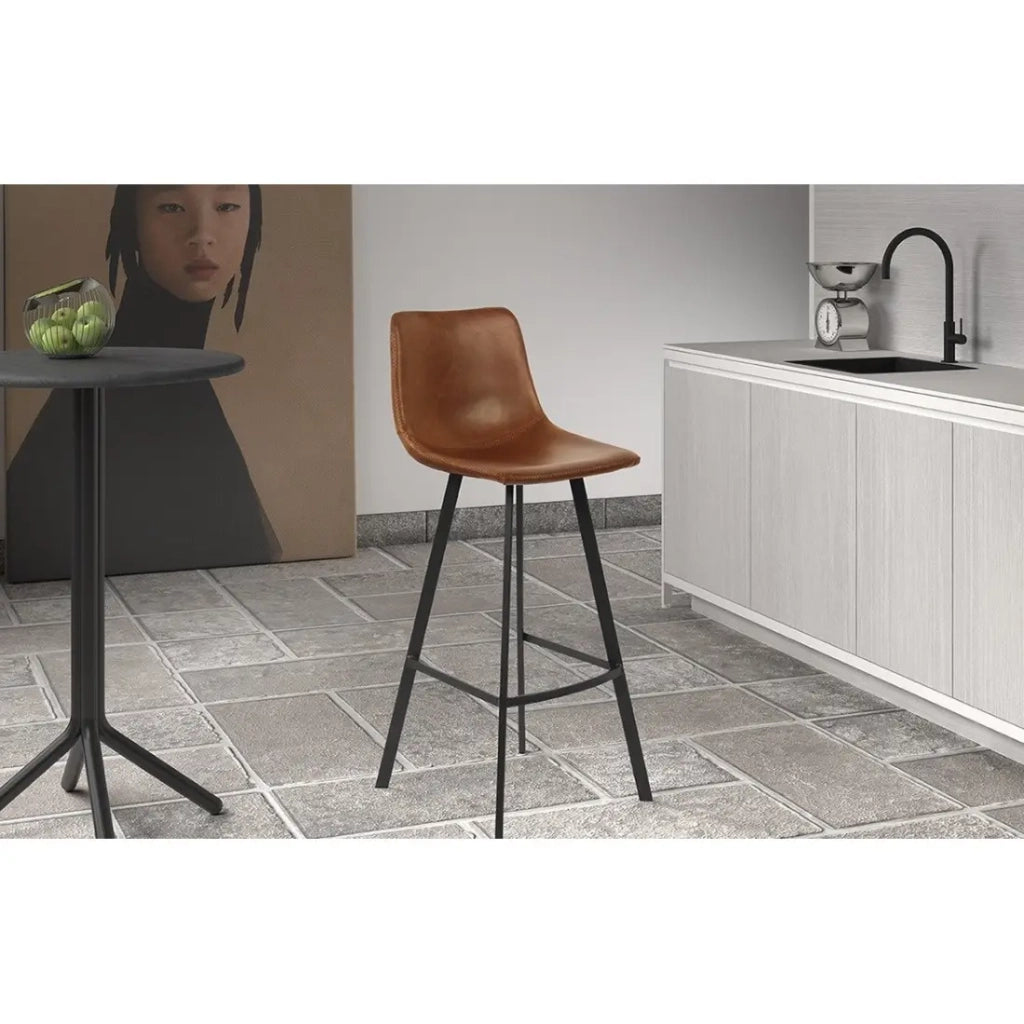 Sedia da banco OZON – PU cognac – Design contemporaneo H98 cm