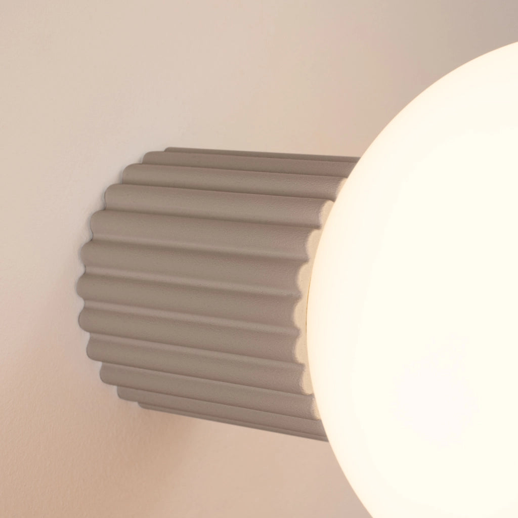Applique Pure Lume SFERA taupe sfera vetro bianco G9 IP44