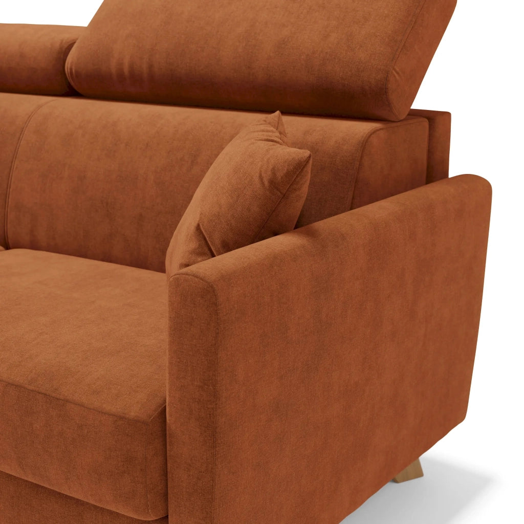 Francy Divano letto matrimoniale con poggiatesta regolabili in tessuto impermeabile e smacchiabile T17 200 cm (mat. 160x197) arancio