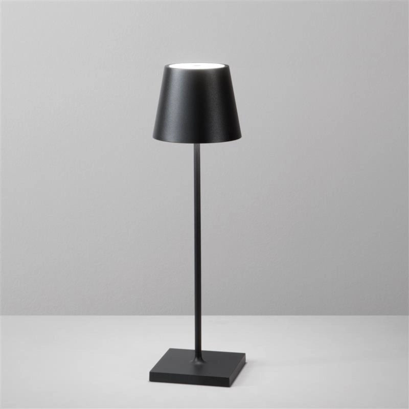 LAMPADA DA TAVOLO RICARICABILE LED DRINK NERA 2,2W 190LM 3000K DIMMERABILE IP54 10X36CM