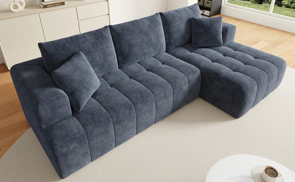 Divano ad angolo modulare senza struttura con design basso e cuscini in chenille blu 244,5 × 136 × 79 cm