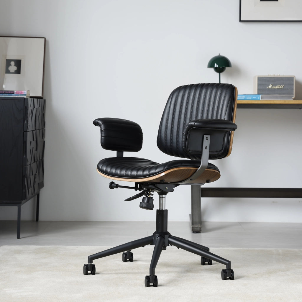 Sedia da ufficio in pelle PU con braccioli imbottiti, base in metallo e funzione girevole per home office, nero