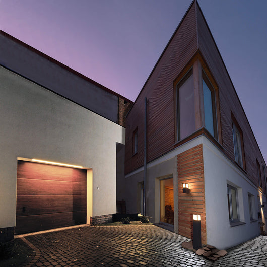 LAMPIONE COLONNINA ELETTRICA DA ESTERNO FACADO LED LAMPADA E27 PALO ALLUMINIO 2 PRESE PER RICARICA LUCE 230V IP54-100CM