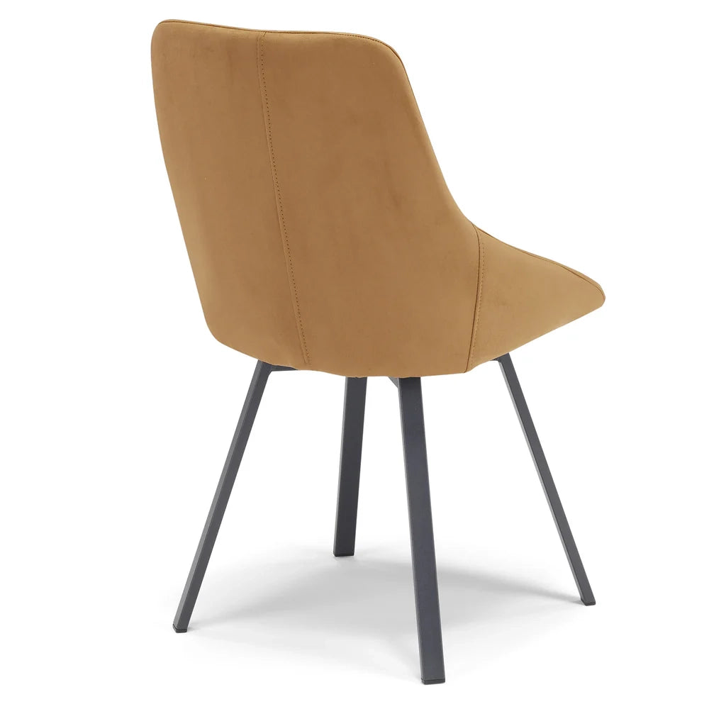 Set 4 sedie imbottita per sala da pranzo ASIA, design moderno, gambe in metallo finitura antracite, rivestimento in tessuto idrorepellente effetto scamosciato colore Senape