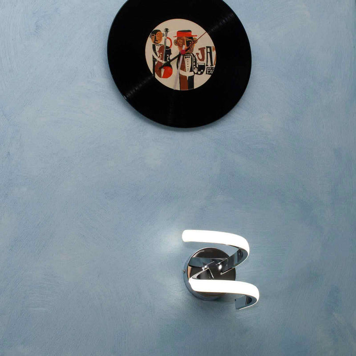 Applique LED lampada stilizzata 3 STEP parete curva spirale 9W resa 72W luce camera letto soggiorno salotto 230V COLORE SILVER