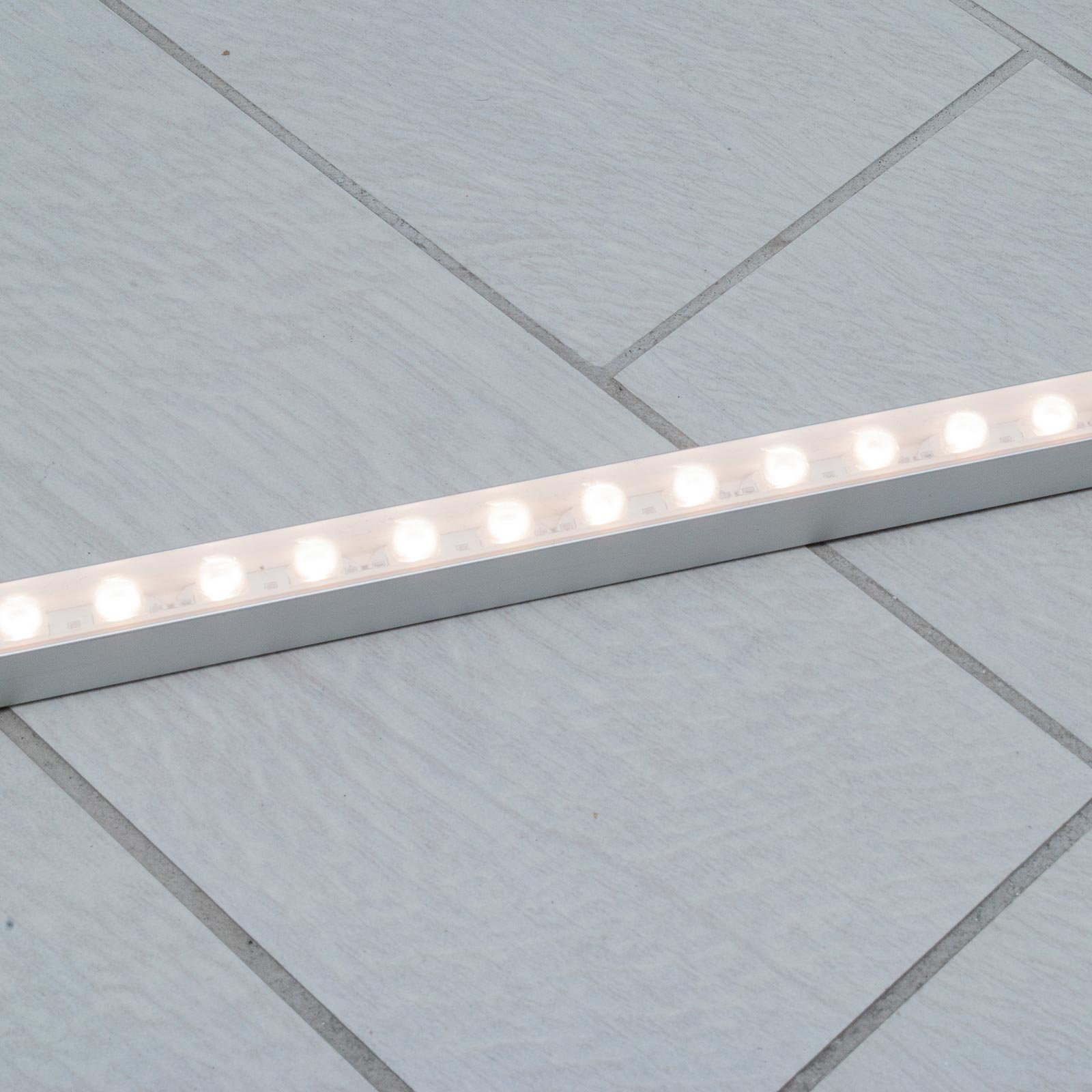 Wall Washer flessibile barra luminosa 24V IP67 striscia LED 24W / MT luce angolo 30 gradi esterni giardino facciata edifici barche 3 METRI 3000K