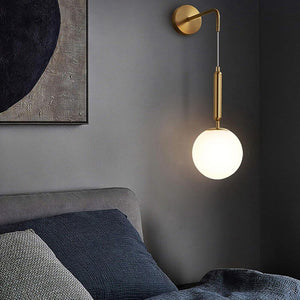Applique moderno da parete bronzo paralume bianco pendente sfera attacco G9 luce corridoio camera da letto salotto