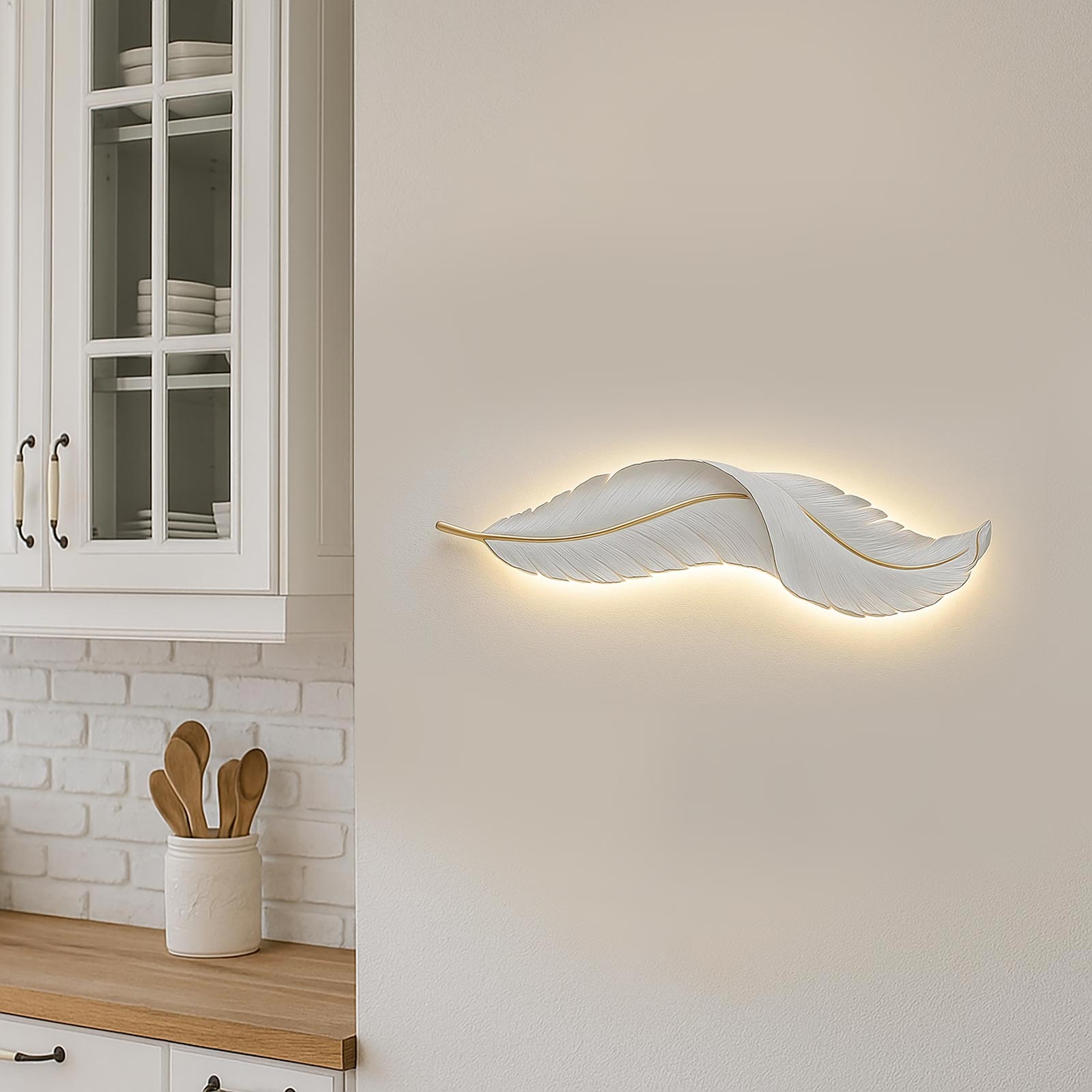 Applique decorativo in resina forma di piuma LED 12W CCT da 3000K a 6500K lampada di design parete luce camera da letto soggiorno