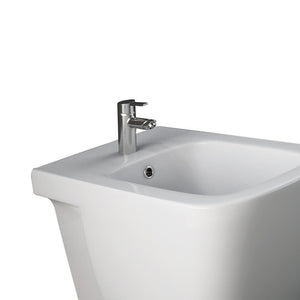 Bidet in ceramica con installazione filo muro - serie caroline