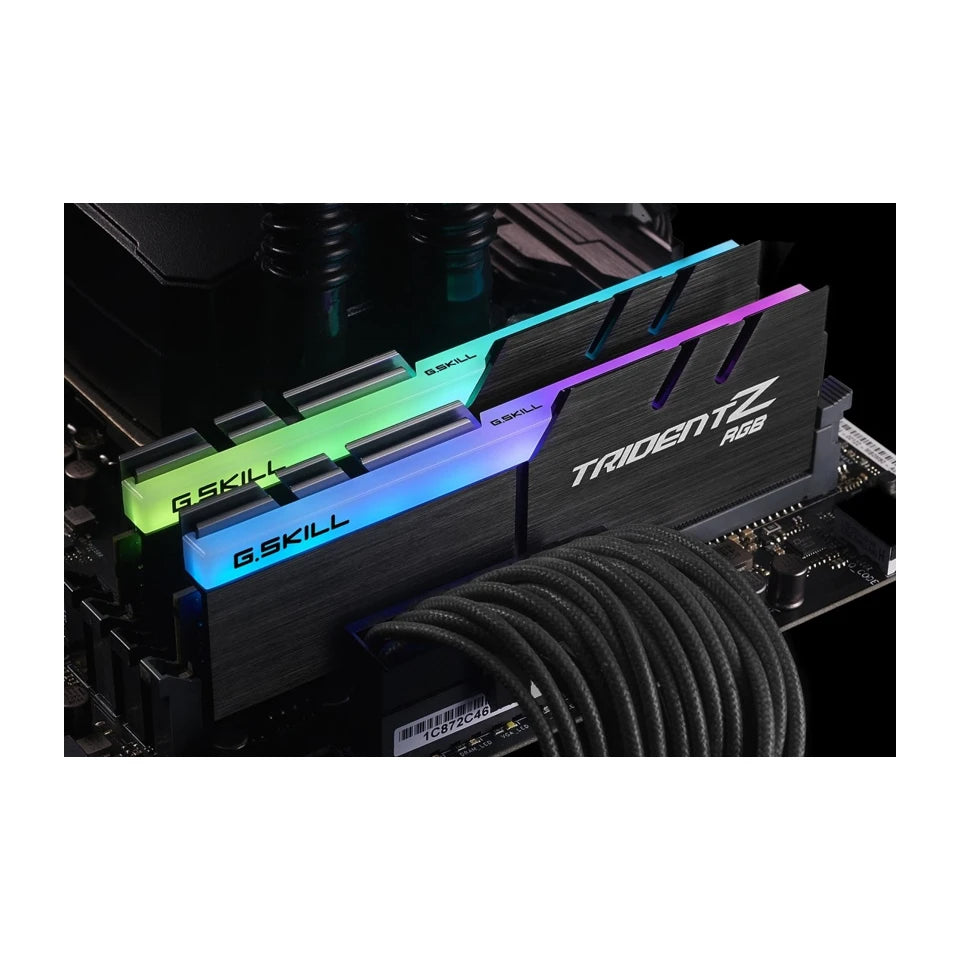 Modulo di memoria G.Skill Trident Z RGB DDR4 da 16 GB 2 x 8 GB 3200 MHz